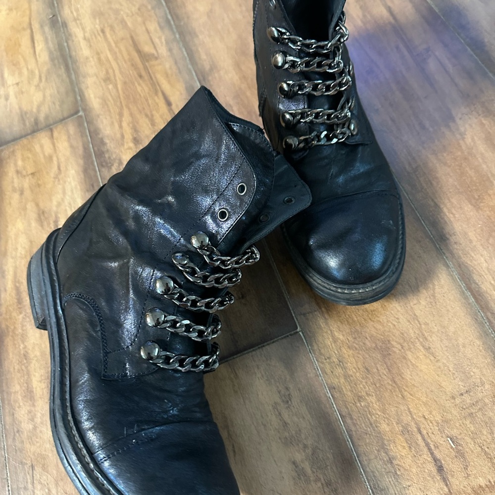 Women Boots